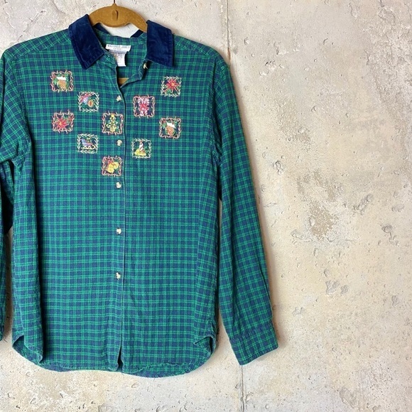 Vintage Christmas green plaid button down top - Picture 1 of 5